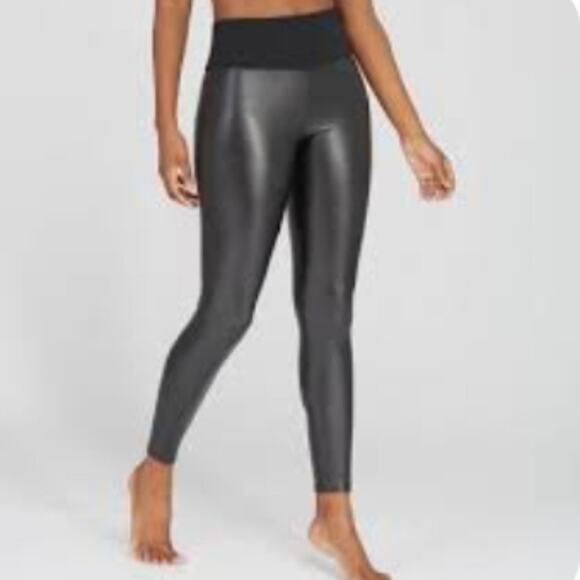 ASSETS BY SPANX Red Hot High Waisted Black Faux Leather Leggings 1X - Picture 2 of 10